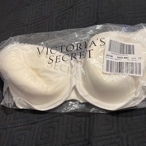 VS microfiber Demi bra w/ coverage, support, Memory Fit pad, and picot trim cups